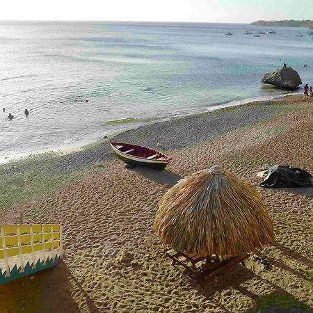 Las Olas Beach House Westpunt Bagian luar foto