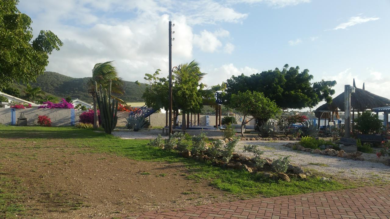 Las Olas Beach House Westpunt Bagian luar foto