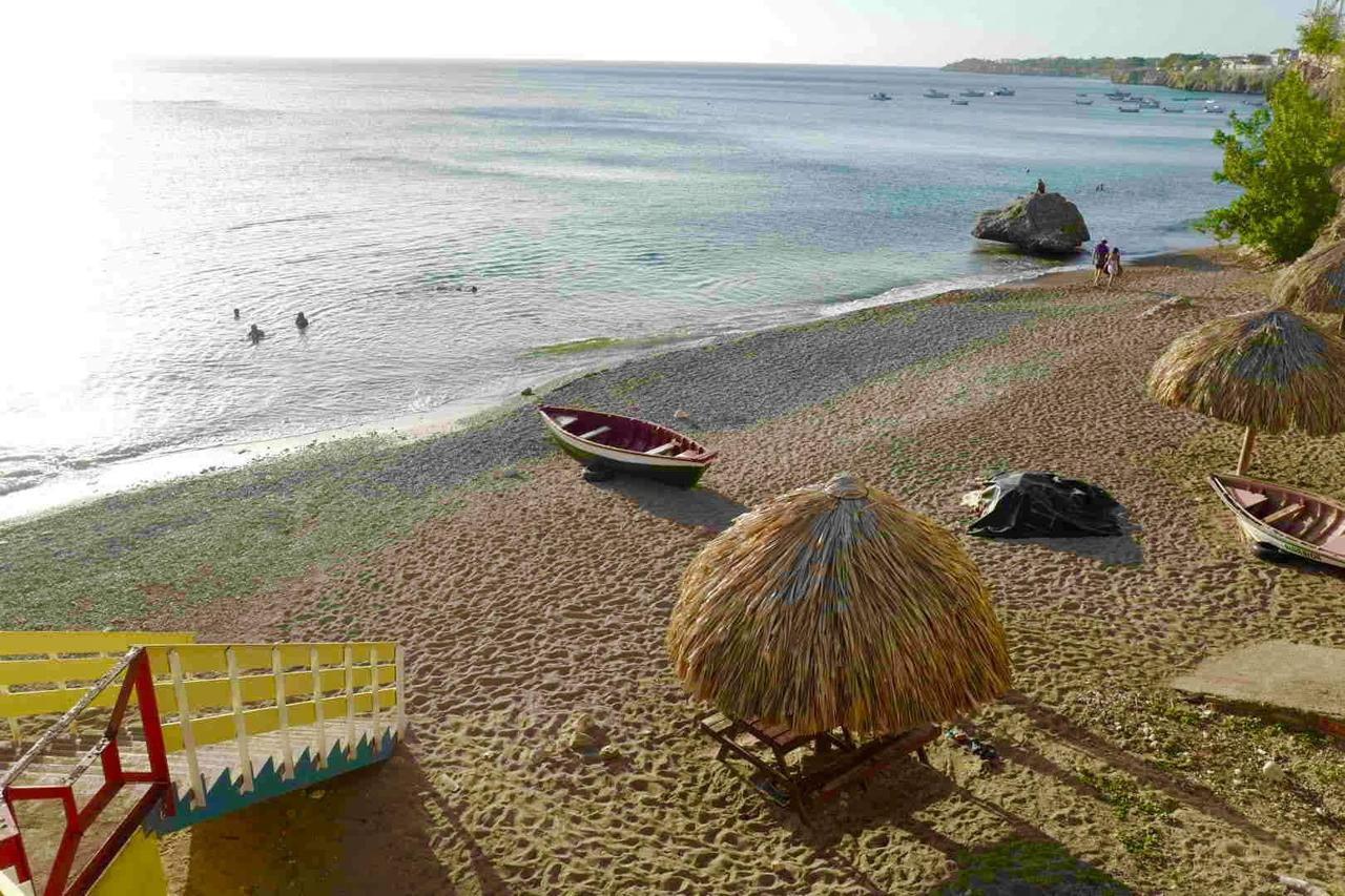 Las Olas Beach House Westpunt Bagian luar foto